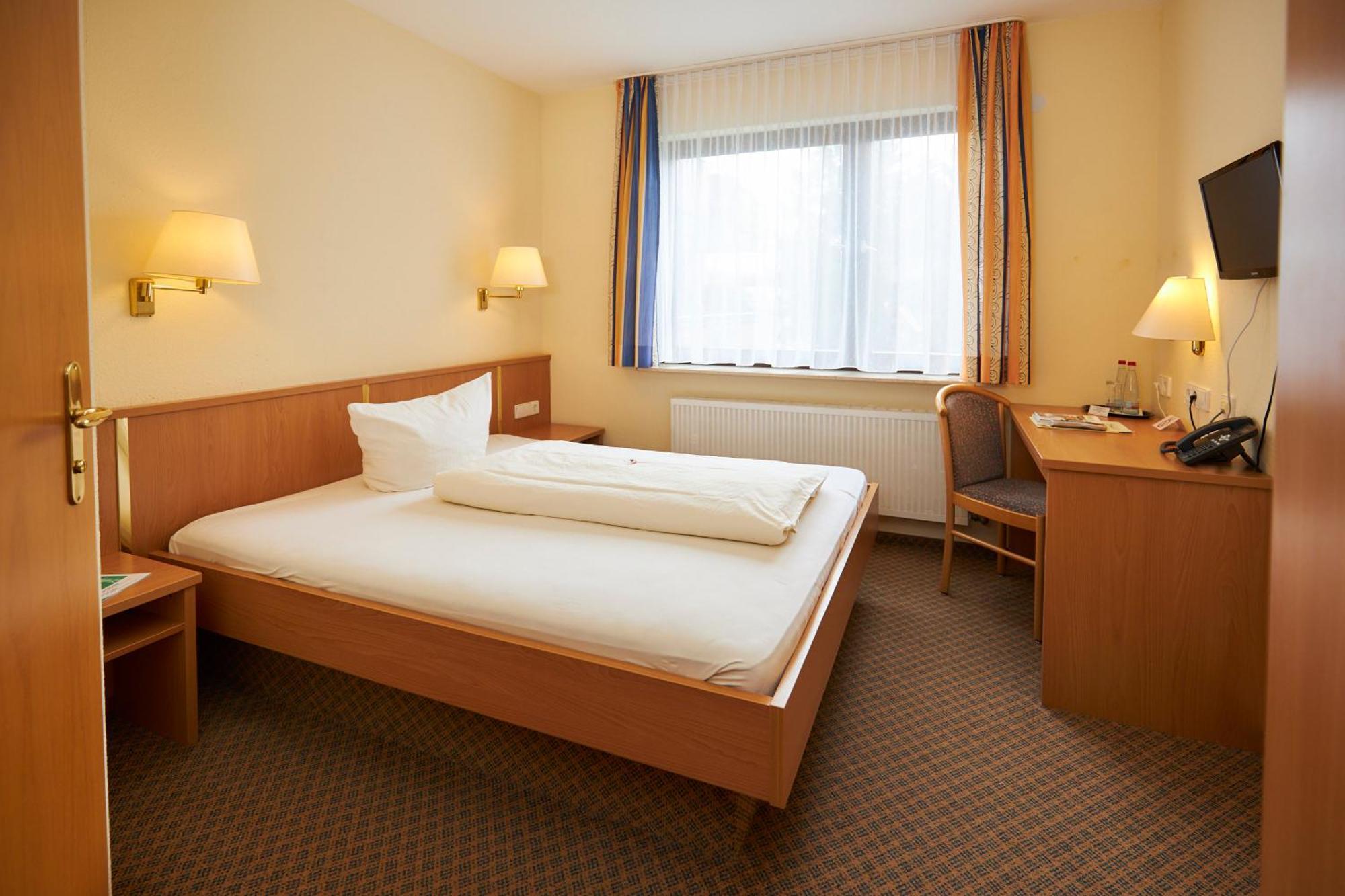 Flair Hotel Landgasthof Roger Löwenstein Extérieur photo